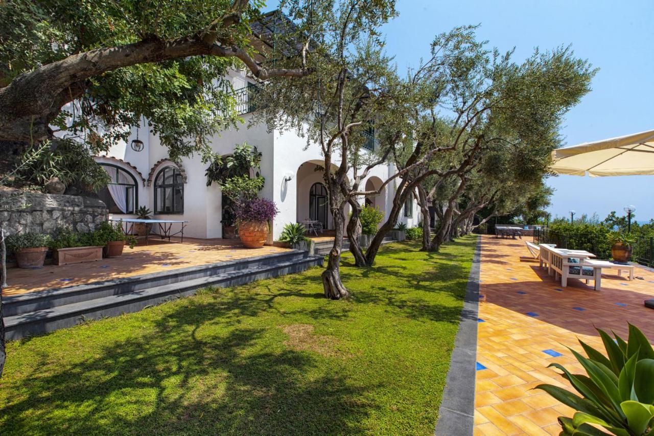 Amore Rentals - Villa Lo Scoglio Positano Exteriér fotografie