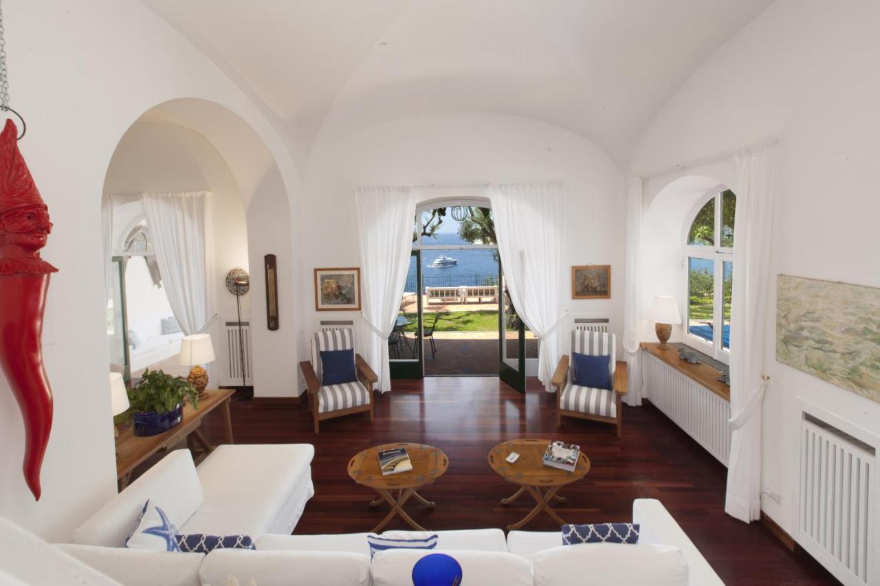 Amore Rentals - Villa Lo Scoglio Positano Exteriér fotografie