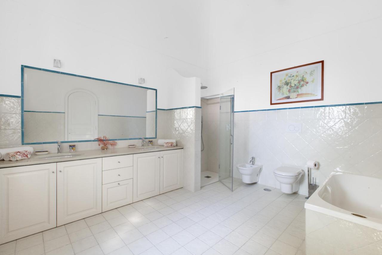 Amore Rentals - Villa Lo Scoglio Positano Exteriér fotografie