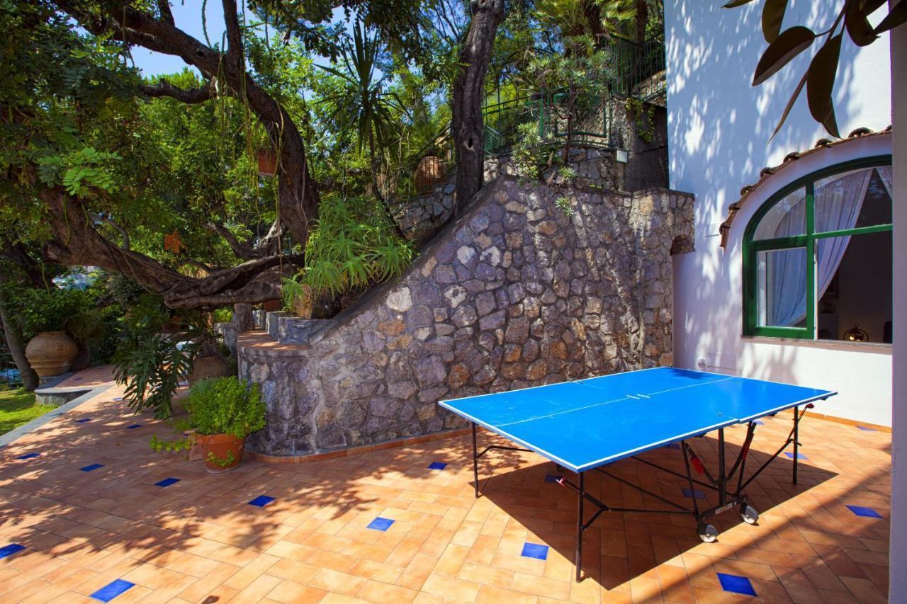 Amore Rentals - Villa Lo Scoglio Positano Exteriér fotografie