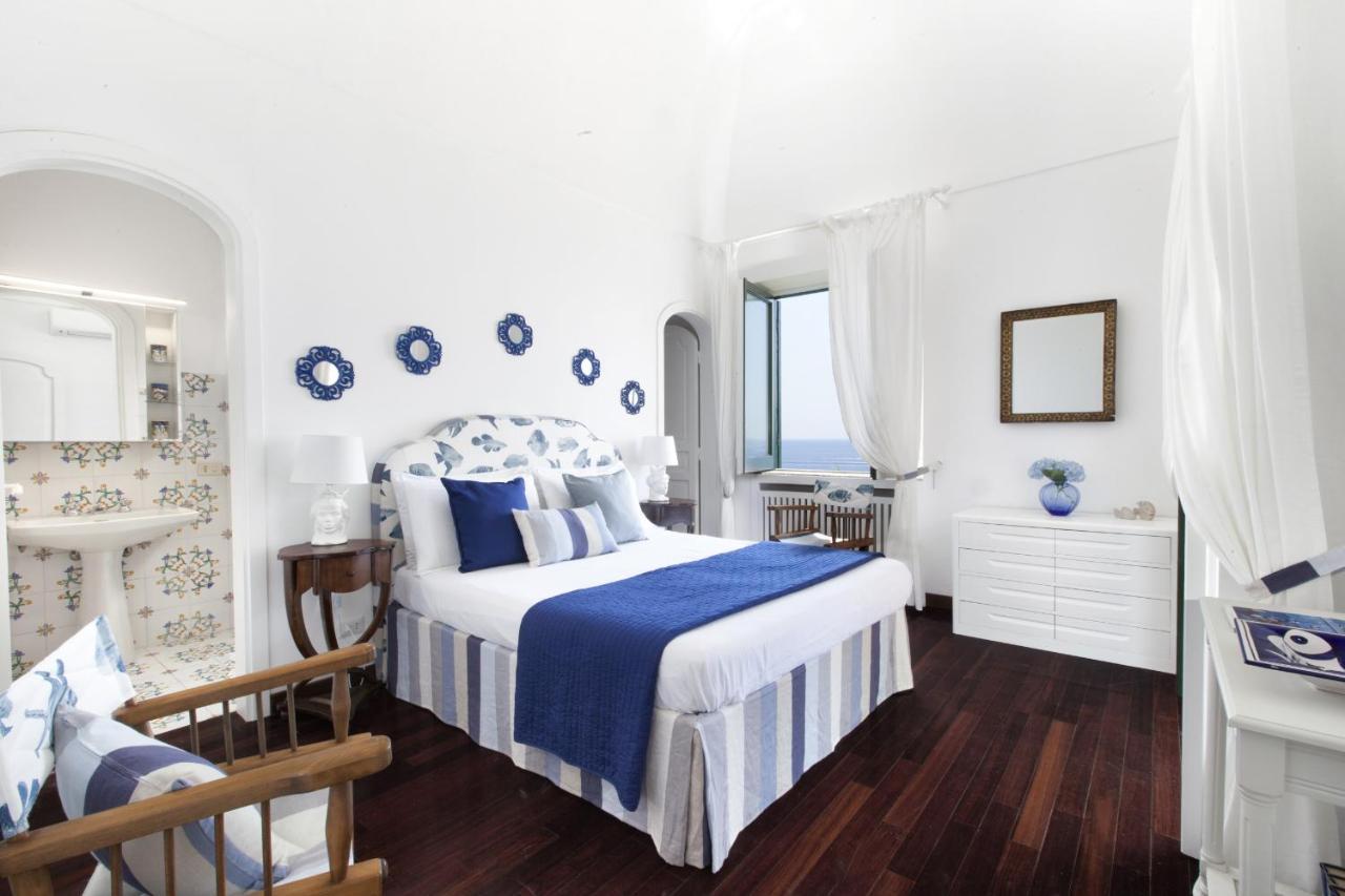 Amore Rentals - Villa Lo Scoglio Positano Exteriér fotografie