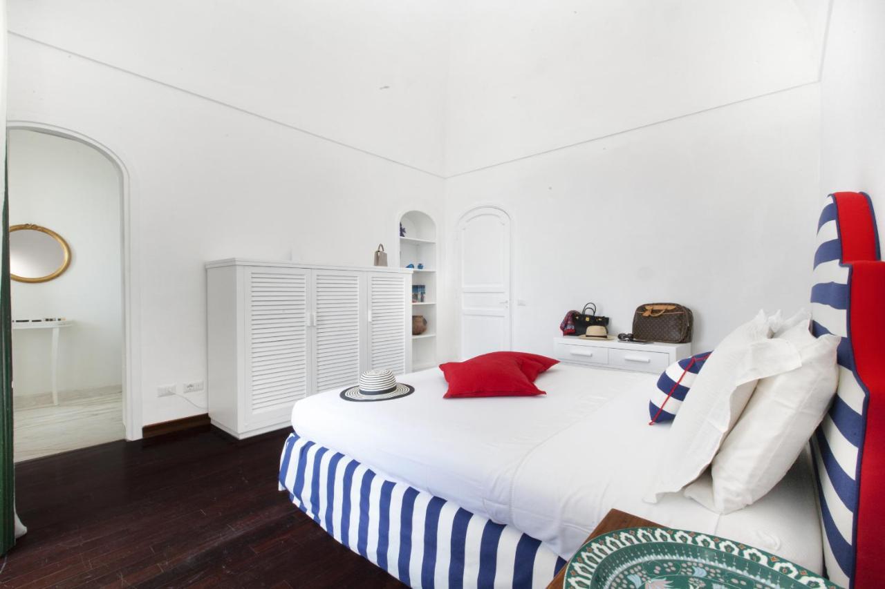 Amore Rentals - Villa Lo Scoglio Positano Exteriér fotografie